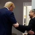 Ovo je luda ideja od bilion dolara koju je japanski milijarder predložio Trampu