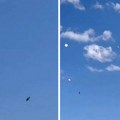 "Horor scena, ne daj Bože da je palo na nekoga": Pijavica podigla suncobrane u nebo, objavljen neverovatan snimak