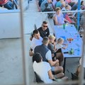 Jokić došao u Sombor i oduševio sve: Nikola sa ćerkom u naručju gleda konjičke trke i uživa u slobodnom danu