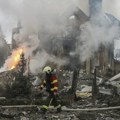 Zelenski: Rusija lansirala 420 dronova i 39 raketa na Ukrajinu, ima povređenih