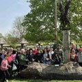 Na izletu u Zasavici korisnici usluga projekta "Inkluzivni horizonti" sa roditeljima uživali u Specijalnom rezervatu prirode