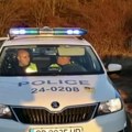Alarm u državi pored Srbije! Kupači pronašli ostatke drona na plaži u poznatom letovalištu, policija blokirala celo područje…