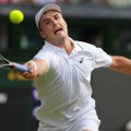 Bio je letnje čudo, porede ga sa velikim Novakovim rivalom, sada je brzo spakovao kofere