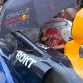 Kiša i grmljavina zaustavile Formulu 1, odložen početak trke