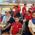 Simanić nazdravlja sa Pešićem Najlepša slika iz aviona (foto/video)