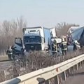 Stravična Saobraćajna nesreća u Mađarskoj: Strahuje se da ima poginulih! U udesu učestvovao kamion iz Srbije (foto/video)