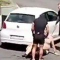 Krvava sačekuša u Užicu! Muškarca (36) izboli nasred naselja i pretukli, žene vrištale i snimale incident! (foto/video)