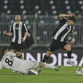 Partizan jalovo napada, Čukarički ne razmišlja o golu - očajan fudbal u Humskoj