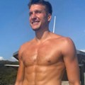 Skinuo se Bogdan Bogdanović, pokazao kako se rashlađuje, ovo mu je omiljeno piće (foto)