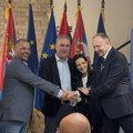 „Evropska Srbija“ potpisala deklaraciju u Novom Sadu: Cilj smena Vučićeve vlasti