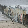 Meksiko postavio ostatke Berlinskog zida na američko-meksičkoj granici