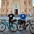Ostvaruju želju nastalu pre 5 meseci: Milan i Damjan iz Banjaluke biciklima krenuli na hodočašće u Grčku (foto)