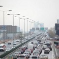 Poslednji radni dan u nedelji paralisao beogradske ulice Kolone od 11km na autoputu i Gazeli, gužve na svim glavnim deonicama…