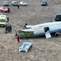 Magla i dronovi promenili kurs : Pilotu palog aviona ponuđeno da bira kurs, izabrao Aktau