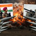Ključa sukob nuklearnih sila! Indija i Pakistan lansiraju rakete i dronove, masakr vojnika na granici, uništen PVO sistem -…