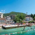 Đurđević Stamenkovski u Baošićima: Ministarstvo omogućilo letovanje za 400 dece