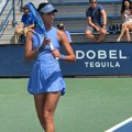 "Uh... Je** te, ne mogu da pričam, proganjaće me...": Olga kroz suze objasnila poraz na US Openu: