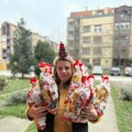 Jedna žena, 90 paketića i stotine sudbina: Vesna Vasić – žena koja sama drži čvrsto humanost u rukama