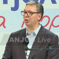 Vučić obišao Šumadijski kutak u Raniloviću, počeo predizborni skup u Aranđelovu (video)