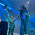 Ceca se na koncertu u Jagodini obratila porodici pokojnog Palme. Ovu pesmu mu je posvetila, a evo zašto je unuk Željko sve…