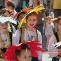 Cvetnom povorkom i nastupima deca Zrenjanina obeležila manifestaciju “Buđenje proleća” Zrenjanin - Buđenje proleća