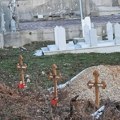 Tri krsta na groblju zaoštrila odnose u Srebrenici Bošnjaci podneli krivičnu prijavu protiv igumana manastira Karno, iguman…