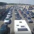 Nezapamćene scene na granicama: Dobro pogledajte ove slike, nema gde igla da padne: Ako ste se zaputili na ove prelaze…