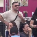 "Za stolom me..." Milosava razotkrila Asmina, evo šta joj radi kada misli da ga kamere ne snimaju!