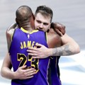 Čak je i Dončić u neverici zbog poduhvata Lebrona koji niko pre njega nije napravio: To je ludilo, deliti teren sa njim je…