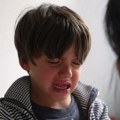 "Такву агресију у животу нисам видео": Дечак (9) тешко повредио наставницу, мајку и заменицу директора