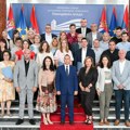 Uručeni ugovori za unapređenje višejezičnosti u Vojvodini