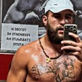 Veljko pokazao zmisjko telo, žene odlepile! Objavio sliku iz teretane, mišići se ocrtavaju, sevnule i tetovaže