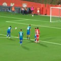 Pogledajte kako je Zvezda promašila penal protiv Zemuna (video)