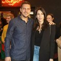"Aj' se nađemo za 5 minuta u muškom WC-u": Gore mreže zbog snimka Jelisavete i Bikovića, svi bruje o ovom kadru