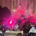 Ovo je trenutna atmosfera ispred Skupštine Srbije