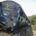 Indija: U železničkoj nesreći poginulo najmanje 50 ljudi