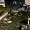 Silovit sudar u Čačku, auto potpuno smrskan: Udario u drugo vozilo, pa se zakucao u betonski stub