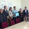 Srpska napredna stranka prva predala listu za predstojeće izbore u Pirotu - “Aleksandar Vučić – Pirot ne sme da stane”
