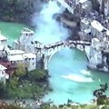 „Bježi balija!“ Objavljen tajni snimak rušenja Starog mosta u Mostaru: Kako su Praljkovi vojnici gađali simbol grada