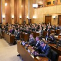 Skupština Vojvodine „na pauzi“, ne zna se kada će se nastaviti konstitutivna sednica