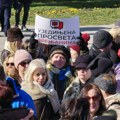 Protest prosvetnih radnika Zrenjanina: Traži se ostavka načelnice Školske uprave