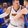 Nikola Jokić leto ponovo provodi u Srbiji: Na bazenu u Somboru dominirao u izmišljenom sportu
