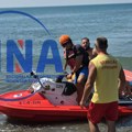 Spašene tri osobe na Adi Bojani, među njima i bračni par iz Srbije: Snažan vetar napravio haos - lica na SUP daskama našla se…