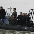 Dvojica muškaraca ispala iz čamca kod Sente: Potraga u toku