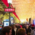 Pariz će "opasno" zaraditi: Očekuje 15 miliona turista zbog OI, skočile cene karata za metro, ali i za Luvr