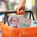Jaje 30 dinara, kilogram pasulja 600! Cene prevršile svaku meru: Možete da prođete jeftinije, ovo caka