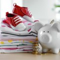 Poklon koji raste s bebom: Od zlatnika do investicionih jedinica