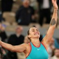 Sabalenka pobedila Švjontek za plasman u finale Rolan Garosa