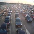 Ogromne gužve na graničnim prelazima: Čeka se do 3 sata, formirane kilometarske kolone