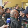 U kraljevačkoj Skupštini i politički zatvorenik Matović, opozicija nije htela da ih pretresaju